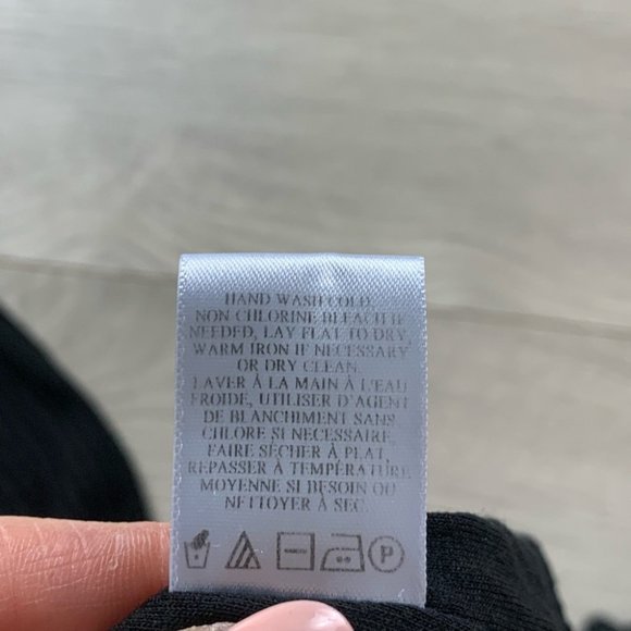 A.L.C Black Ribbed V-neck Long Sleeve Top - Picture 9 of 13